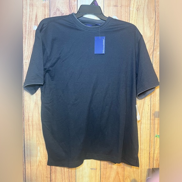 Arrow Men’s Black Stripe Size Large Tee Shirt NWT - Picture 2 of 8